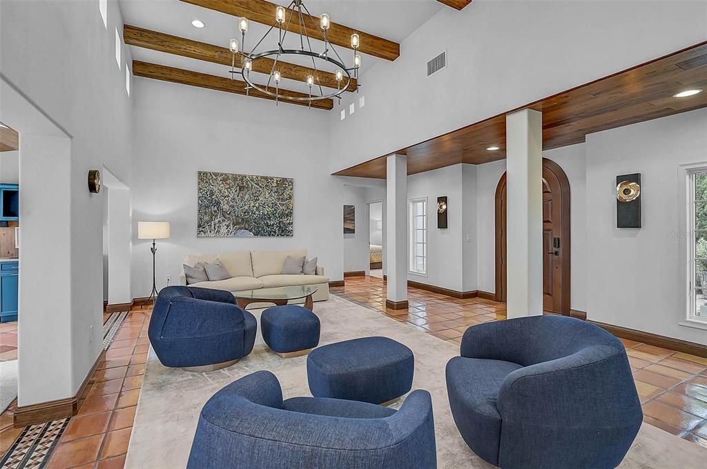 Interior, Living room, Pendant Lights, Recessed Lighting, Wooden Beams