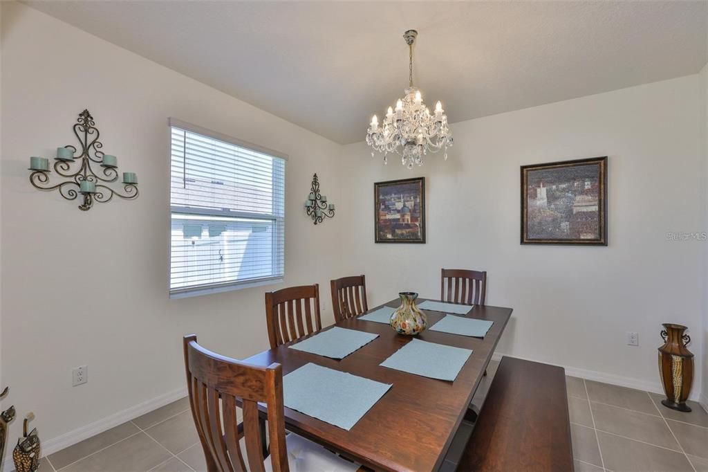 Chandelier, Dining room, Interior