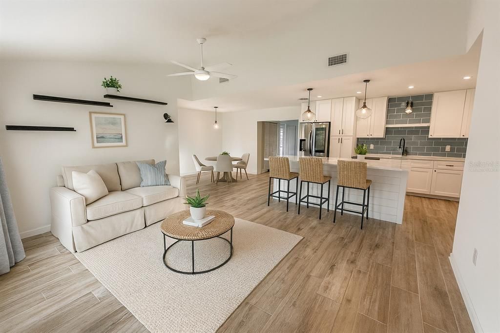 Dining room, Interior, Kitchen, Living room, Pendant Lights, Recessed Lighting, Wood Texture Flooring