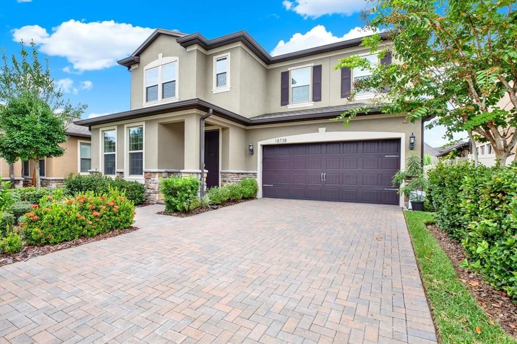 Attached, Exterior, Facade, Mediterranean