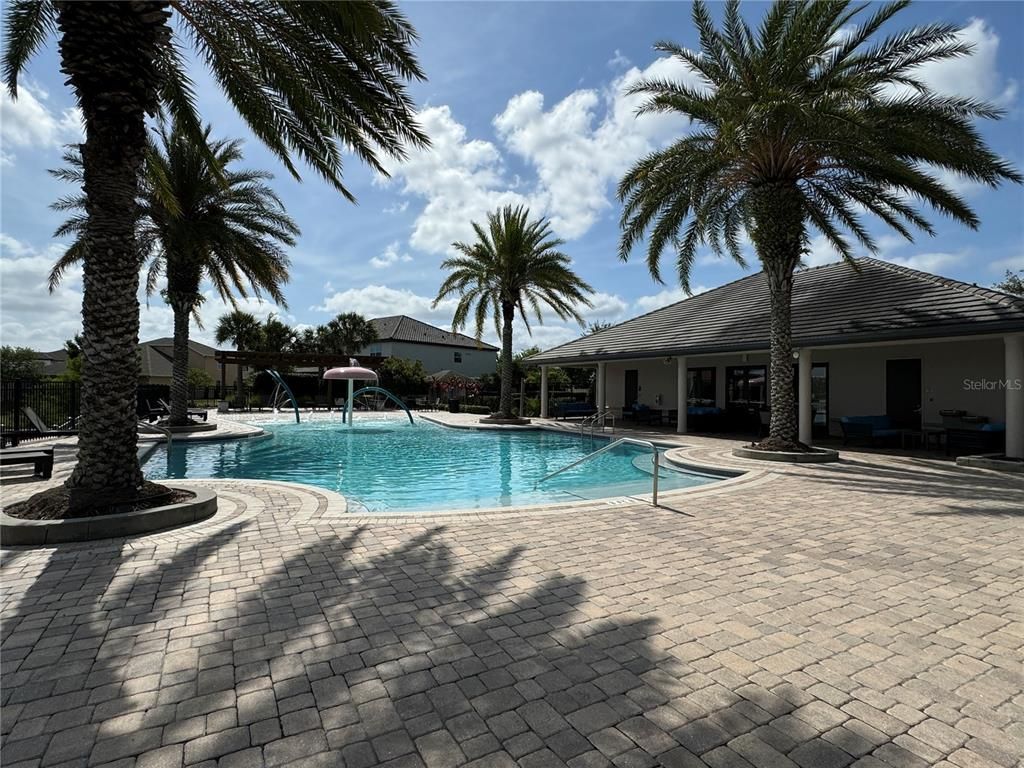 Exterior, Pool