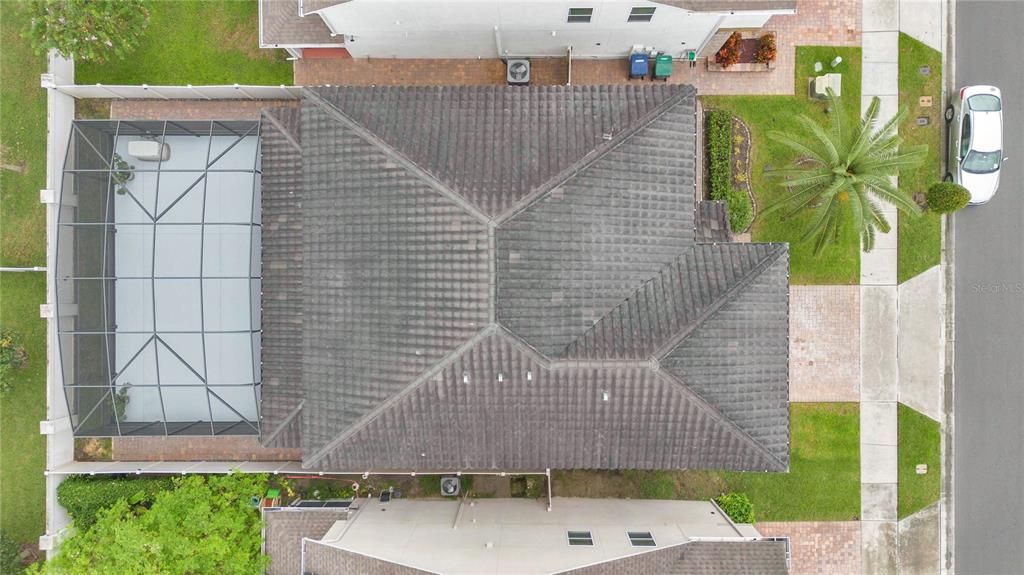 Exterior, Drone