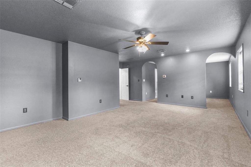 Empty room, Interior, Recessed Lighting