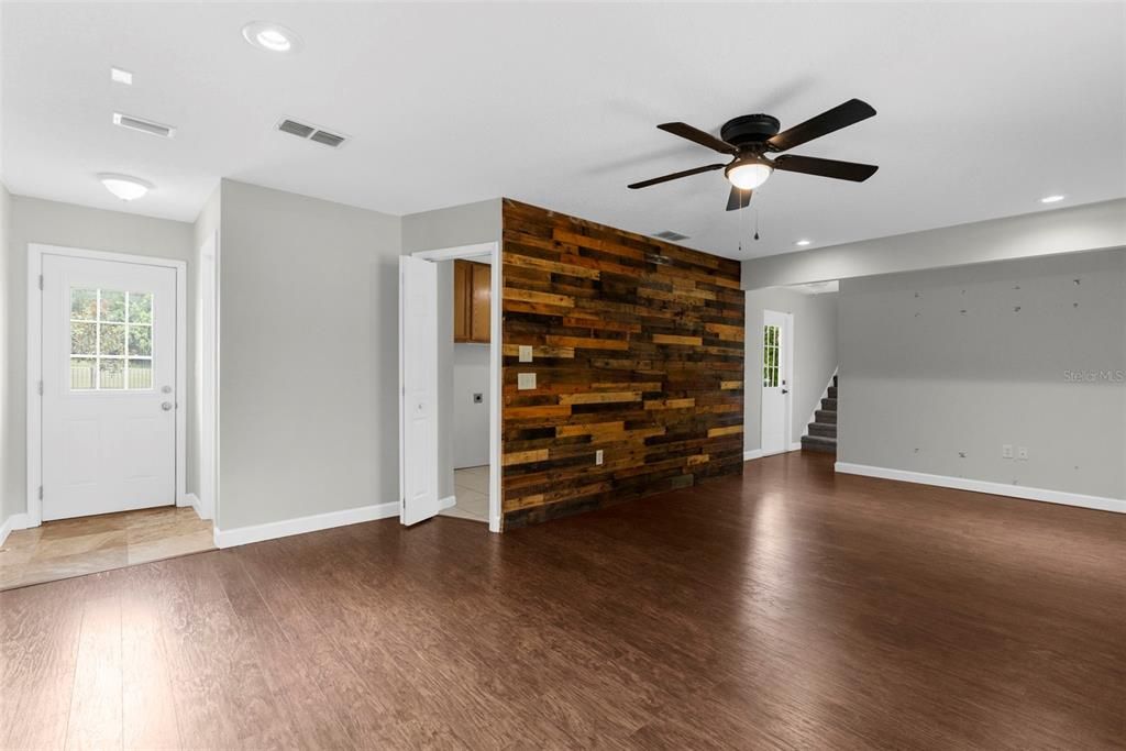Empty room, Interior, Recessed Lighting, Wood Texture Flooring, Wooden Walls