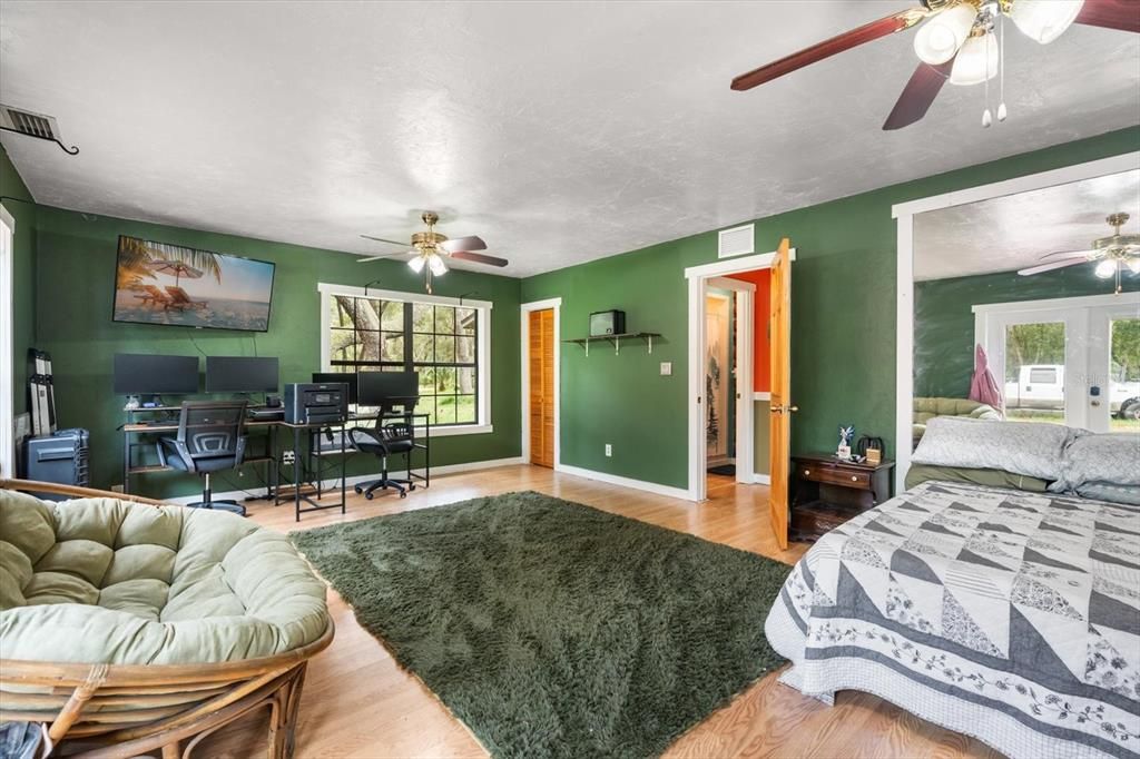 Bedroom, Home Office, Interior, Wood Texture Flooring