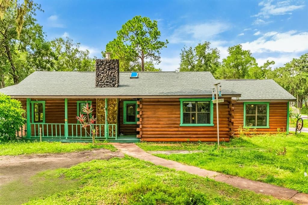 Backyard, Exterior, Facade, Log Home
