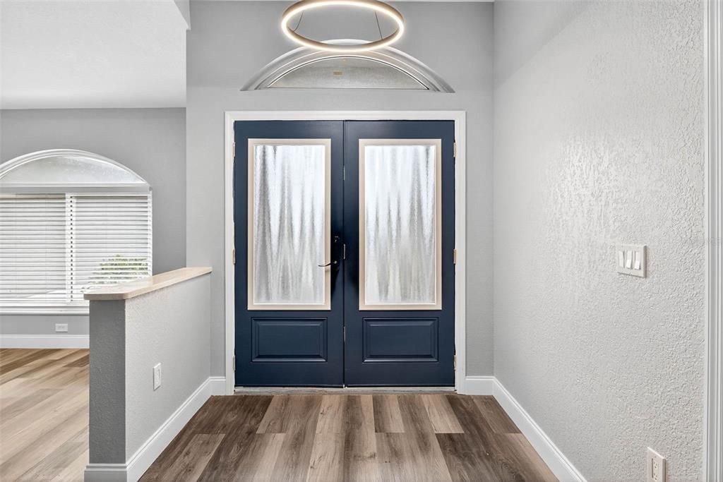 Interior, Pendant Lights, Wood Texture Flooring