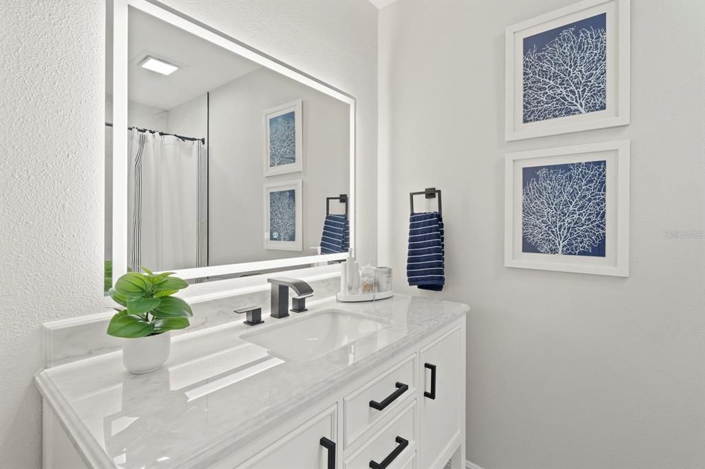 Bathroom, Interior, Recessed Lighting