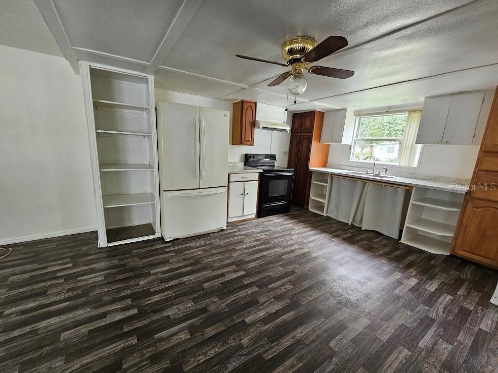 Interior, Kitchen, Wood Texture Flooring