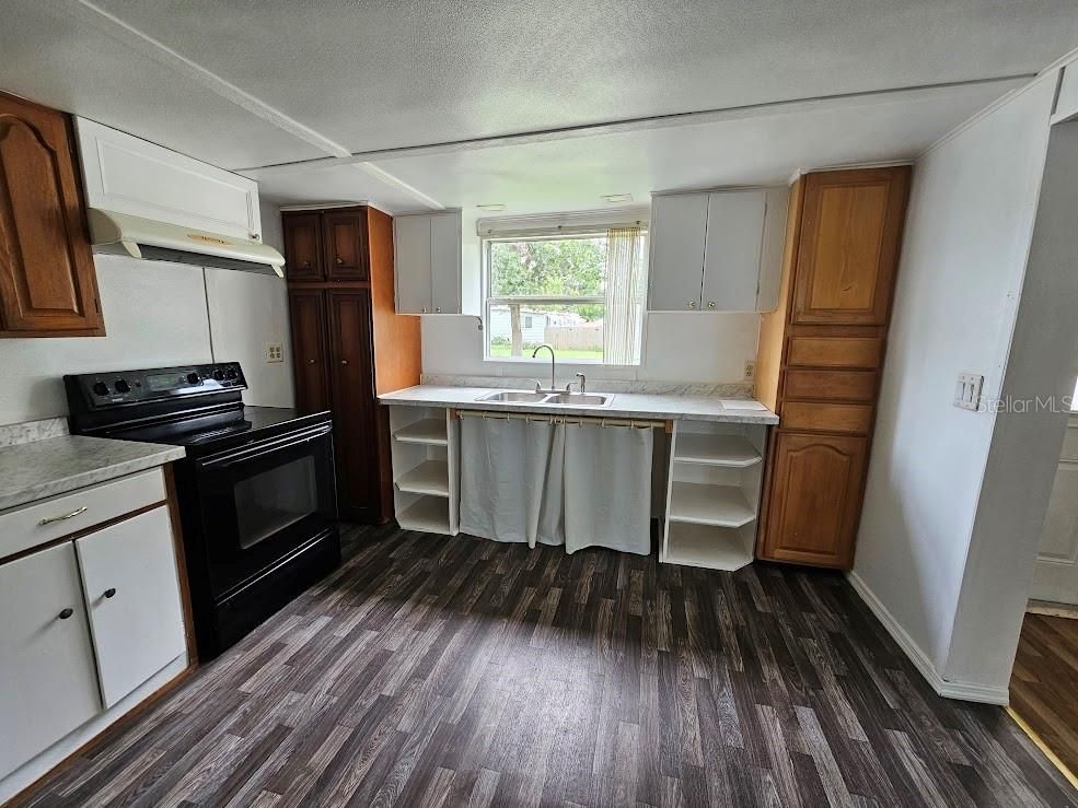 Interior, Kitchen, Wood Texture Flooring