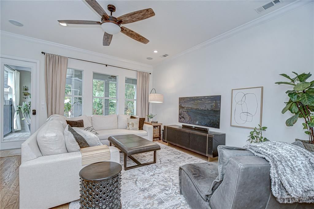 Interior, Living room, Recessed Lighting, Wood Texture Flooring
