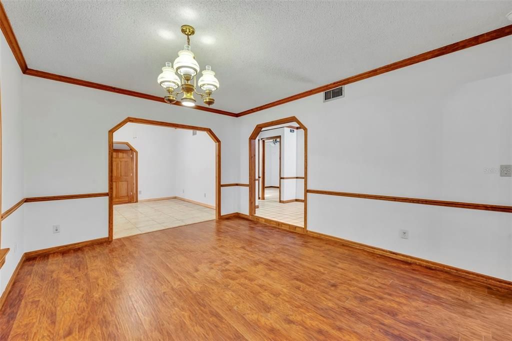 Chandelier, Empty room, Interior, Wood Texture Flooring