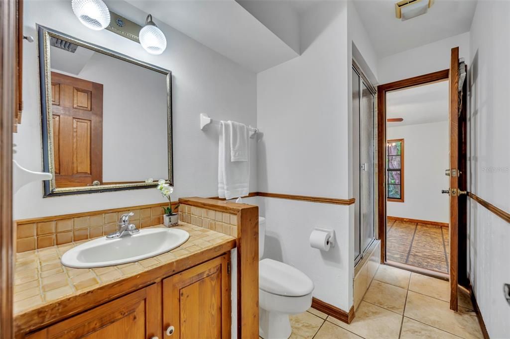 Bathroom, Interior, Tile Countertops