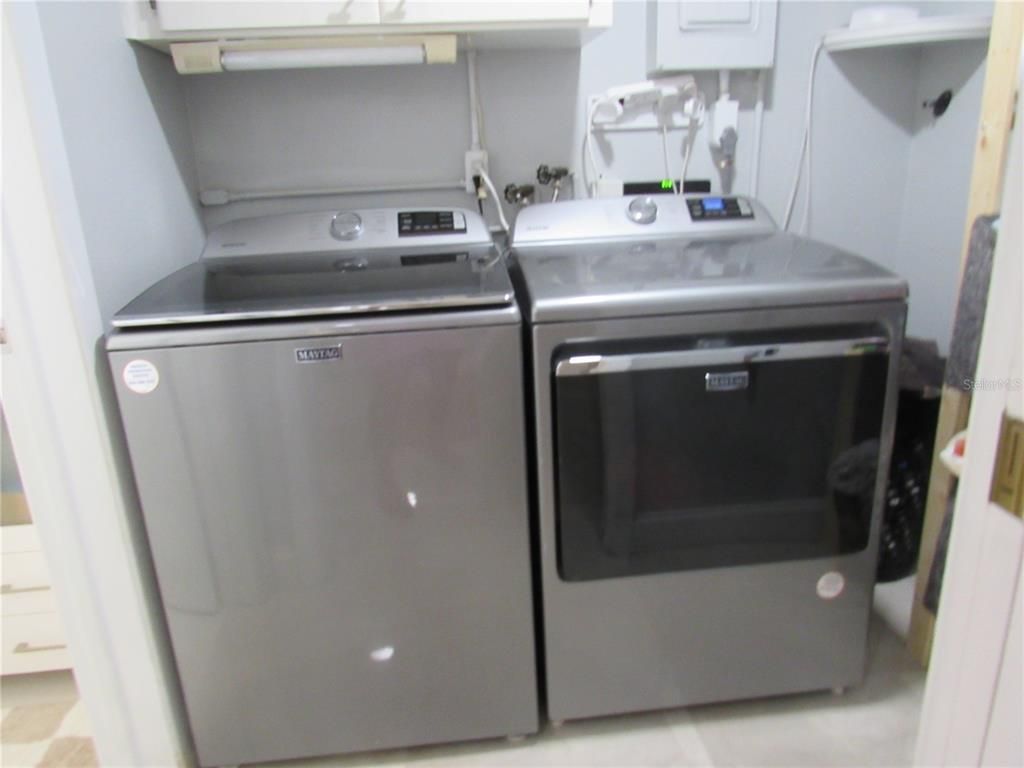 Interior, Washer