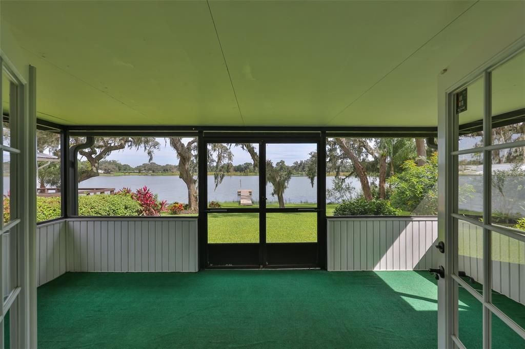 Interior, Sun Room, Water