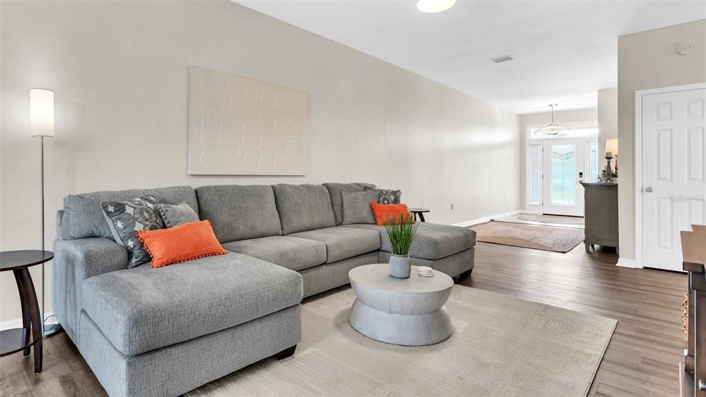 Interior, Living room, Pendant Lights, Recessed Lighting, Wood Texture Flooring