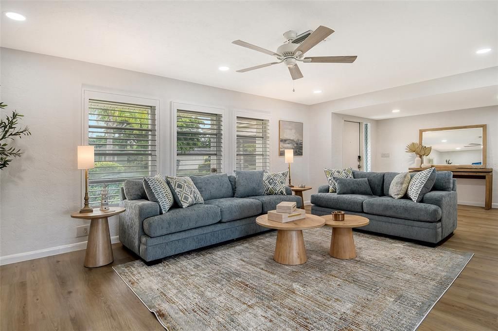 Interior, Living room, Recessed Lighting, Wood Texture Flooring
