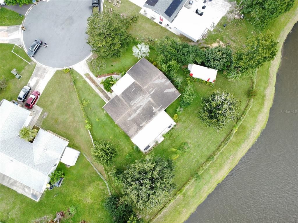Exterior, Drone