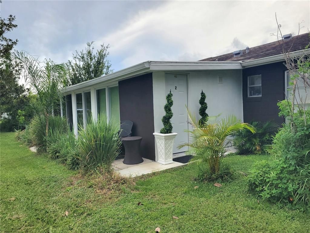 Backyard, Exterior