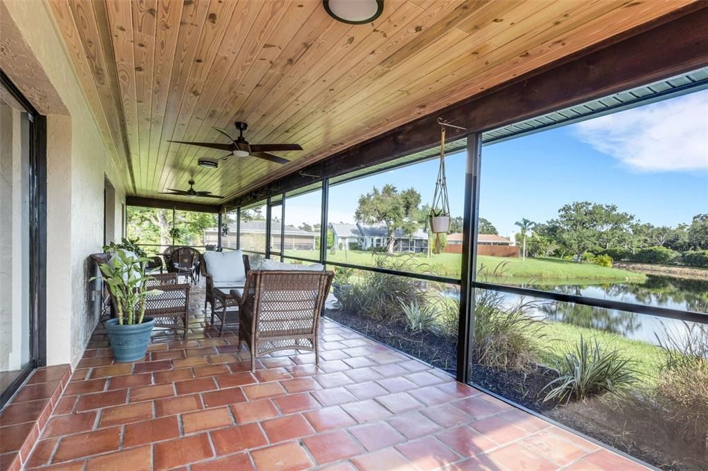 Interior, Sun Room, Water, Wooden Ceilings