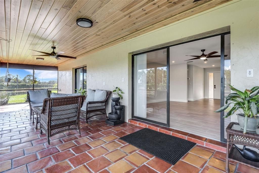 Exterior, Recessed Lighting
