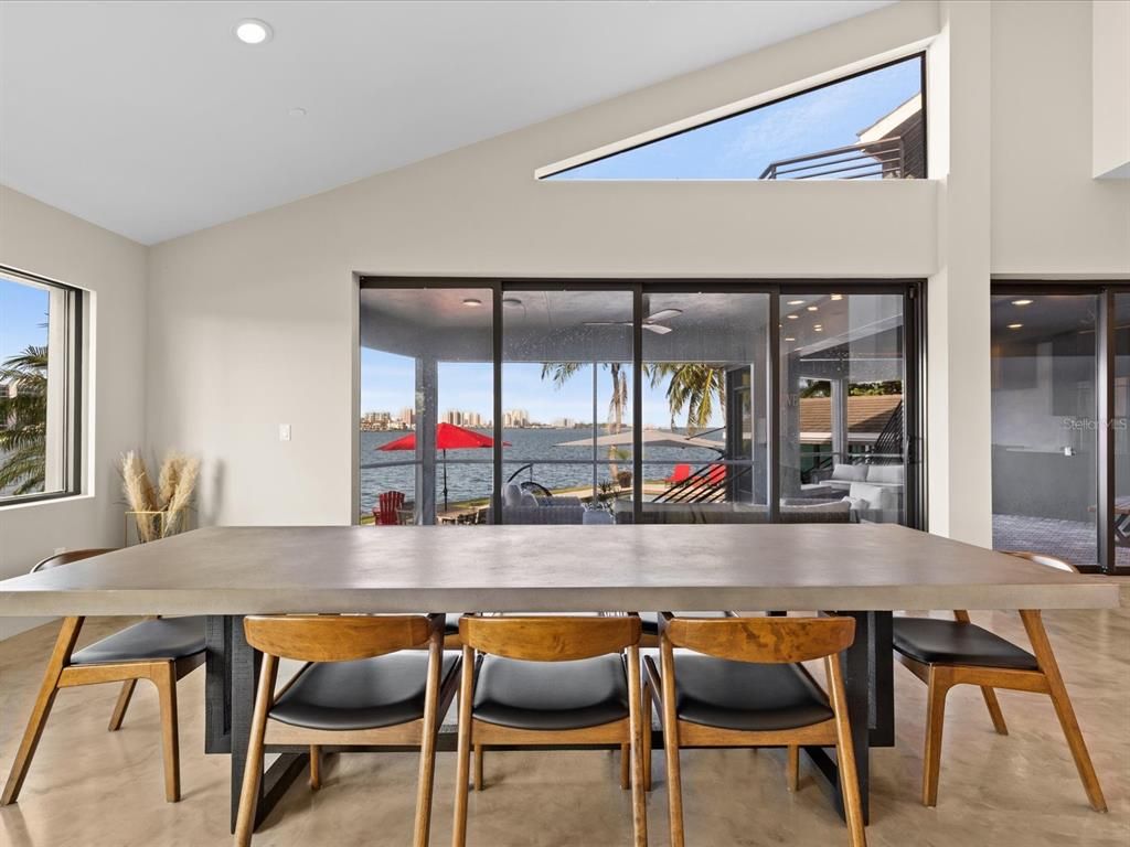 Dining room, Interior, Recessed Lighting, Water