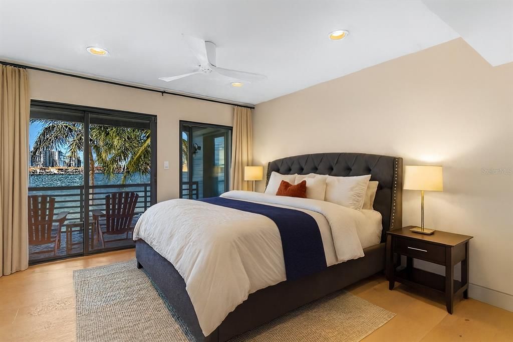 Bedroom, Interior, Recessed Lighting, Water, Wood Texture Flooring