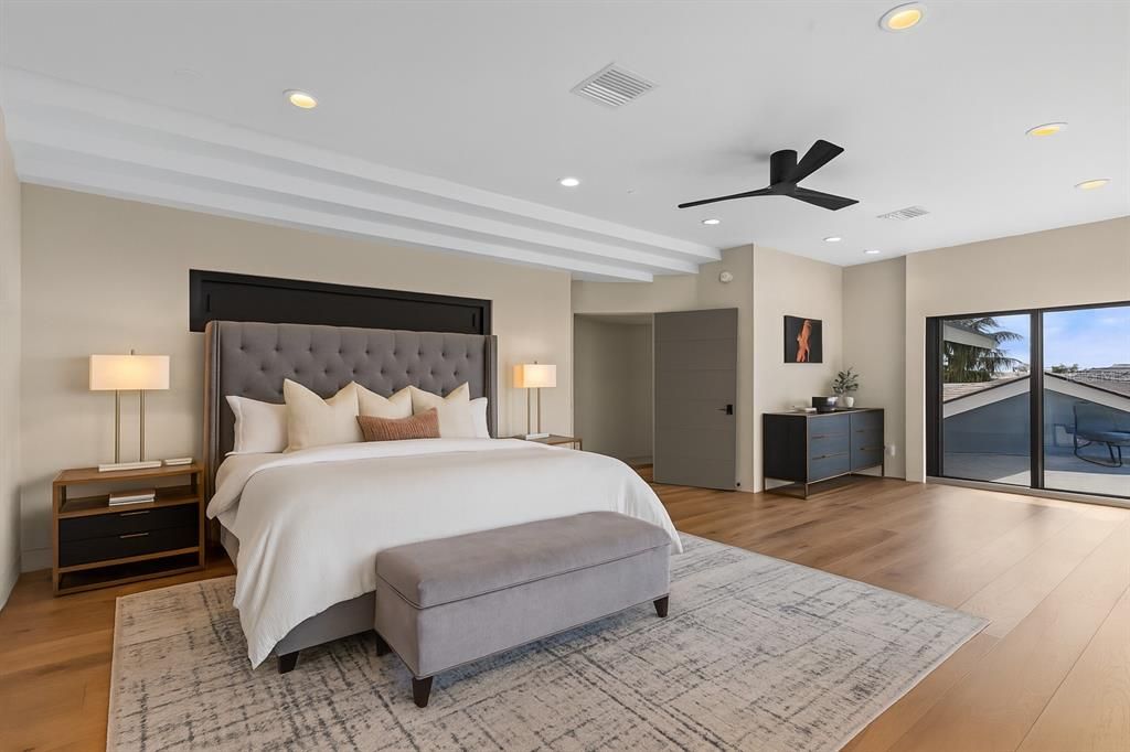 Bedroom, Interior, Recessed Lighting, Wood Texture Flooring