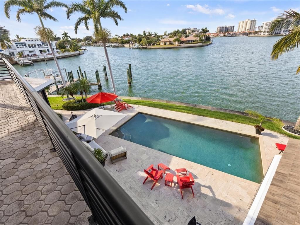 Exterior, Pool, Water