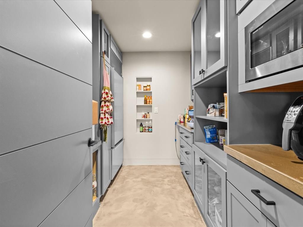 Interior, Recessed Lighting