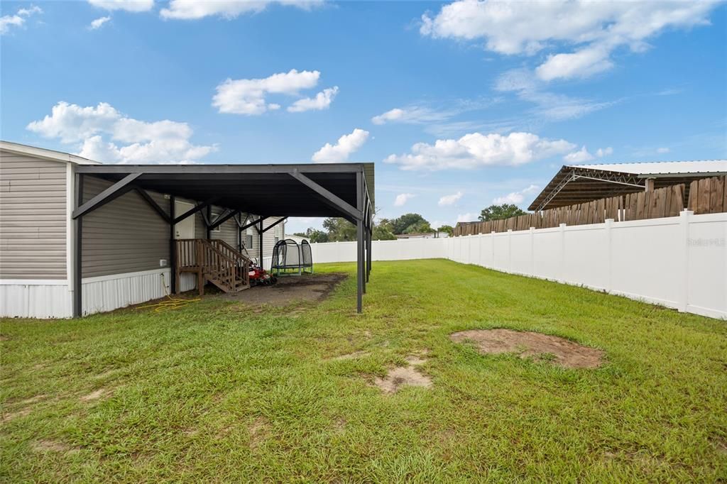 Backyard, Exterior