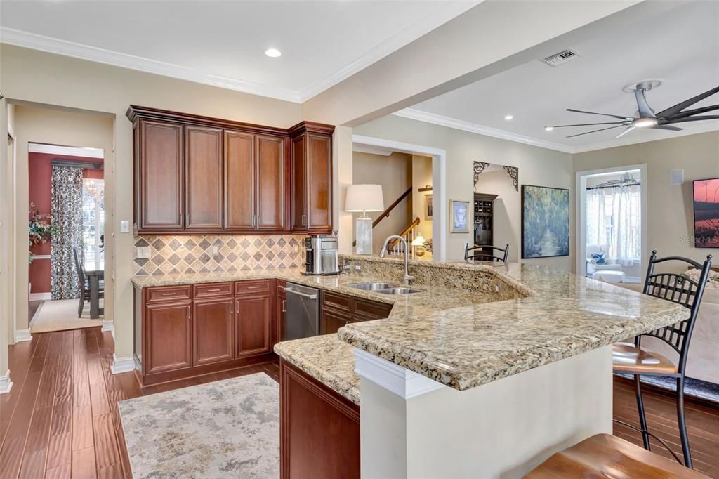 Dining room, Interior, Kitchen, Recessed Lighting, Wood Texture Flooring