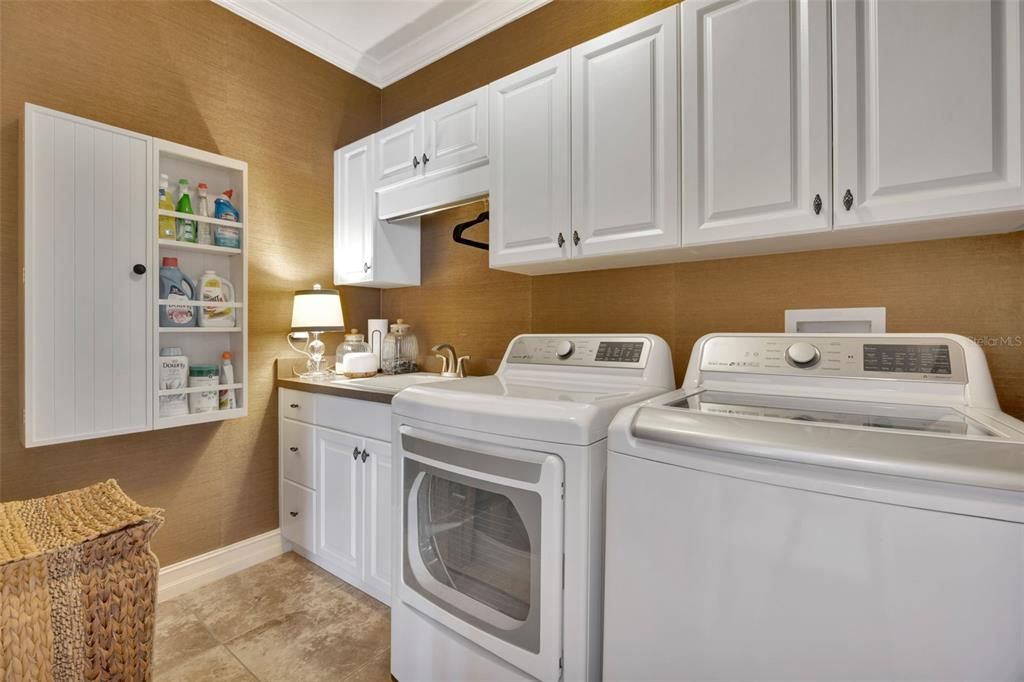 Interior, Washer