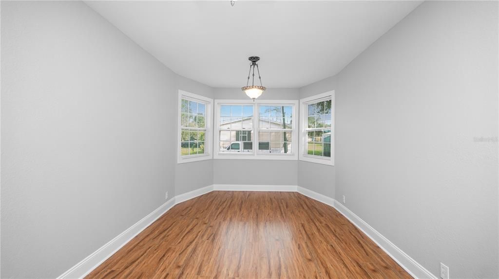 Empty room, Interior, Pendant Lights, Wood Texture Flooring
