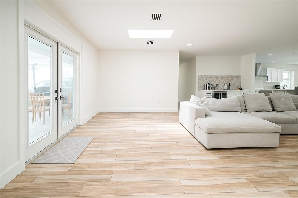 Interior, Kitchen, Living room, Recessed Lighting, Wood Texture Flooring