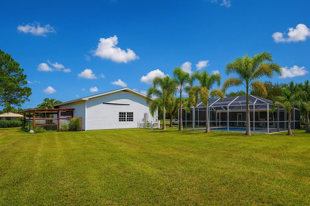 Backyard, Exterior