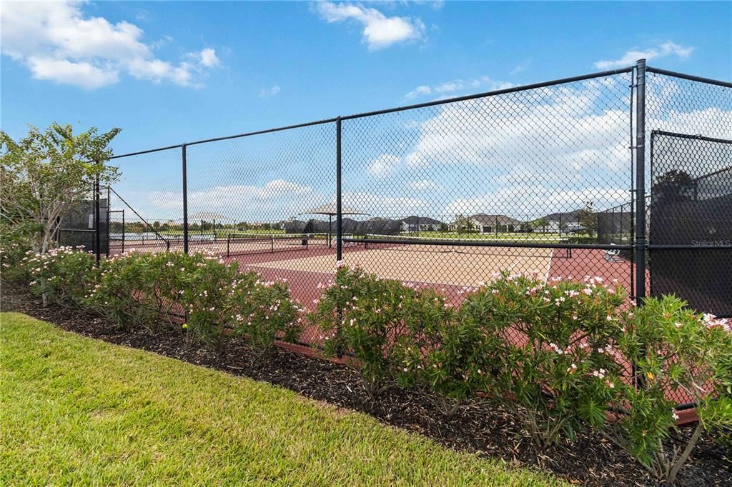 Exterior, Tennis Courts