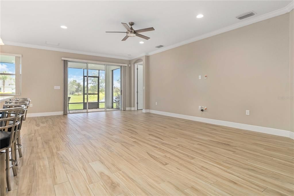 Empty room, Interior, Recessed Lighting, Wood Texture Flooring