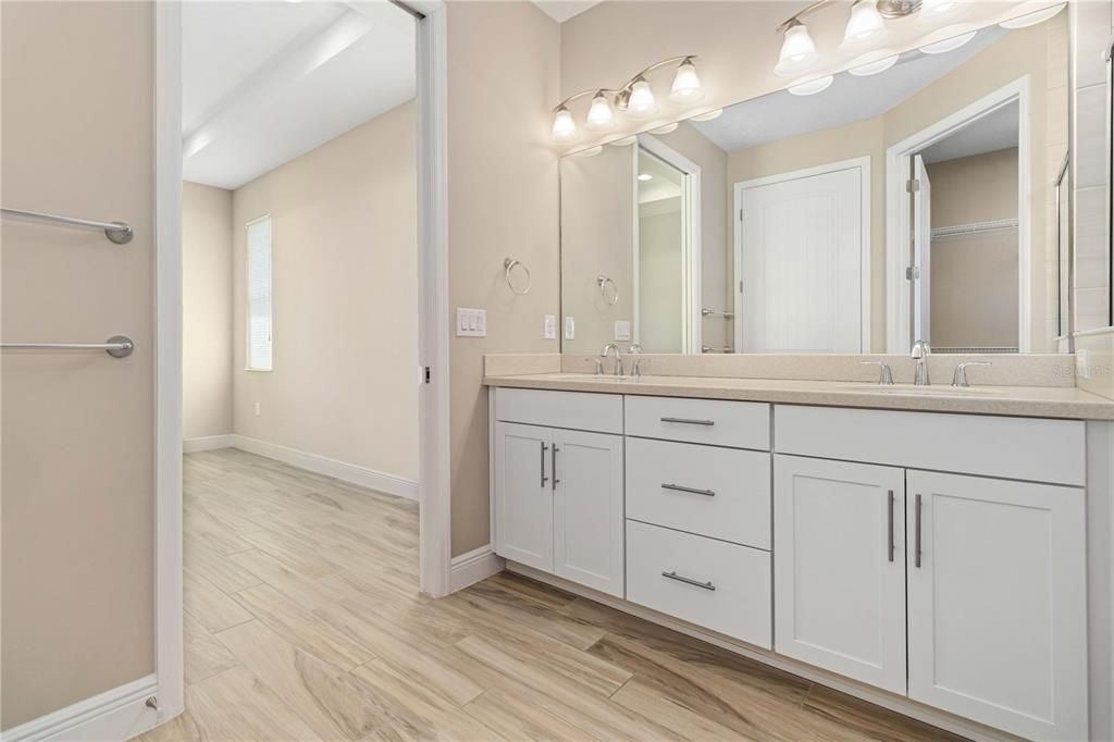 Bathroom, Dual Sink Vanities, Interior, Wood Texture Flooring
