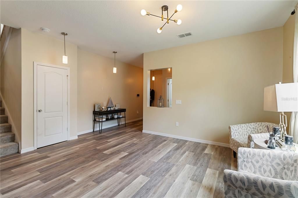 Interior, Pendant Lights, Wood Texture Flooring