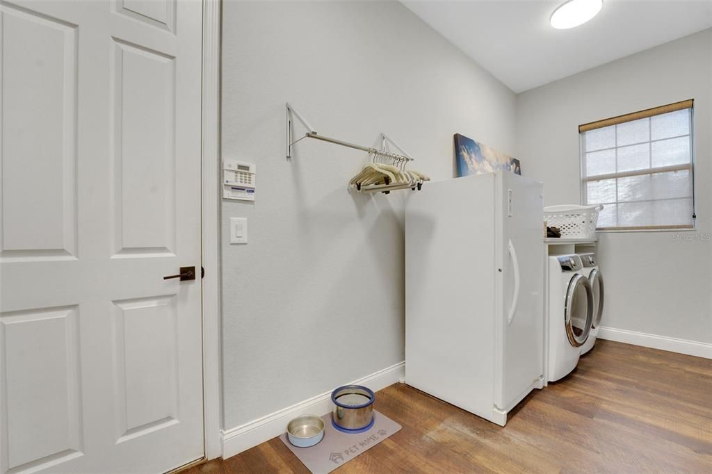 Interior, Recessed Lighting, Utility Closets, Washer, Wood Texture Flooring