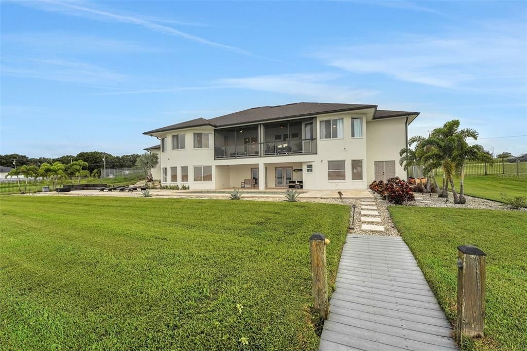 Backyard, Exterior