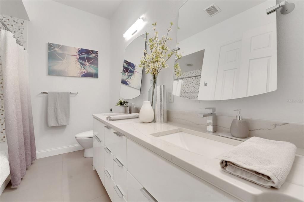 Bathroom, Dual Sink Vanities, Interior