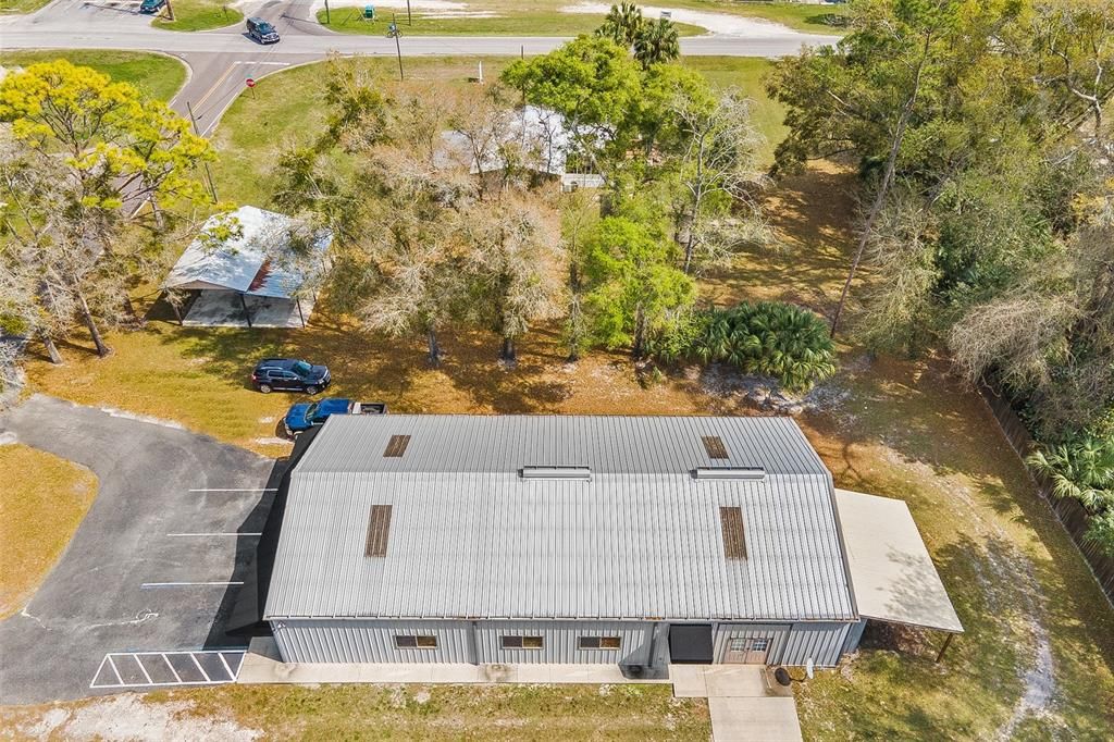 Exterior, Drone