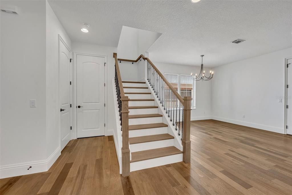 Chandelier, Interior, Recessed Lighting, Wood Texture Flooring