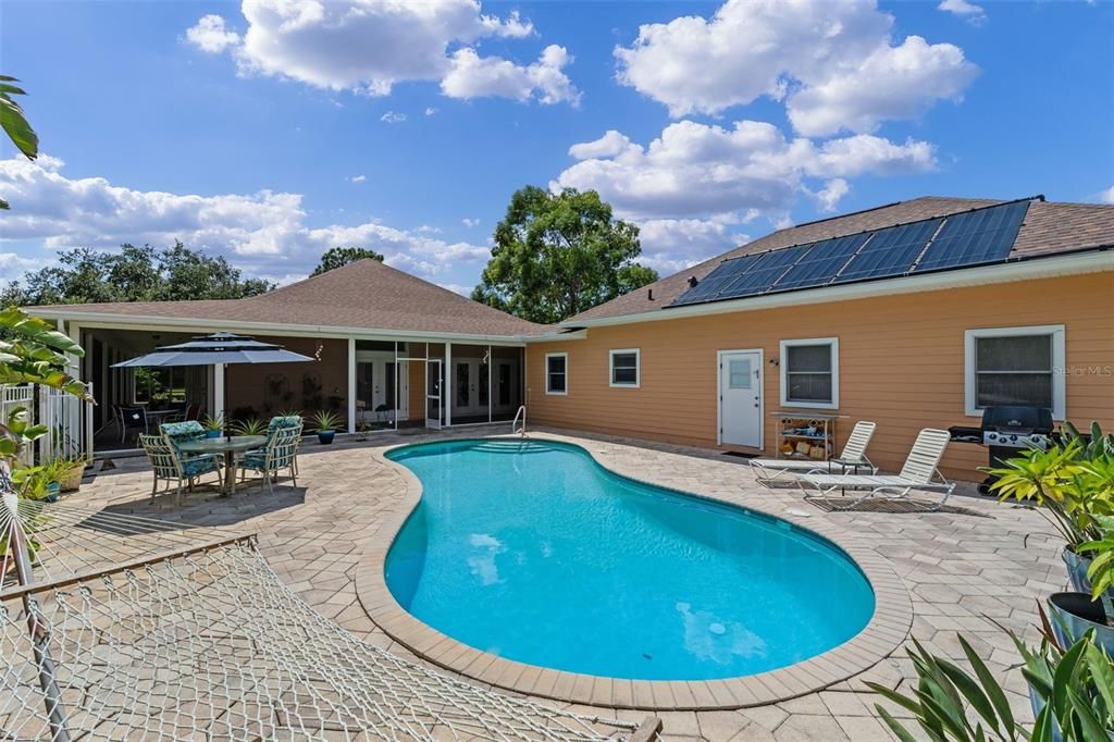Exterior, Pool, Solar Panels