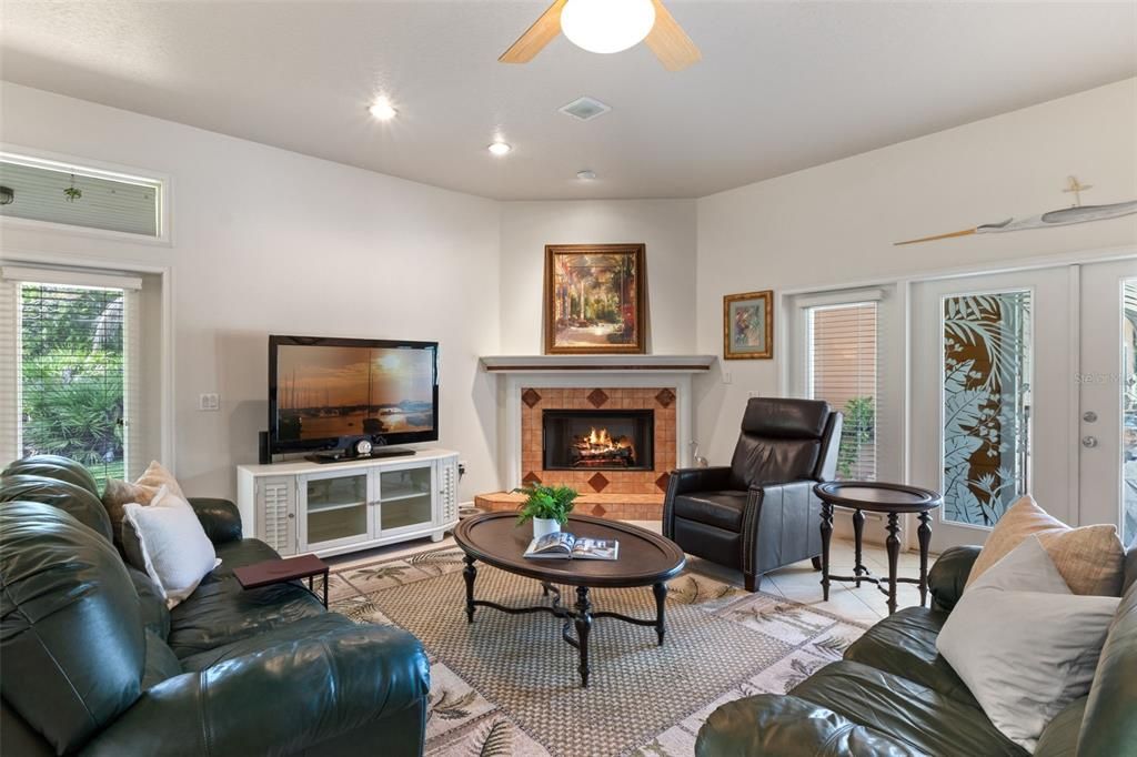 Fireplace, Interior, Living room, Recessed Lighting