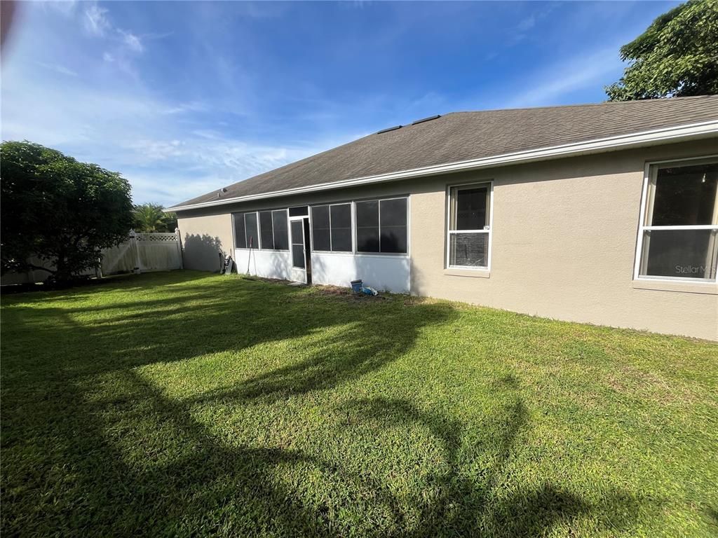 Backyard, Exterior