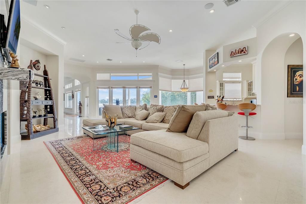 Interior, Living room, Pendant Lights, Recessed Lighting