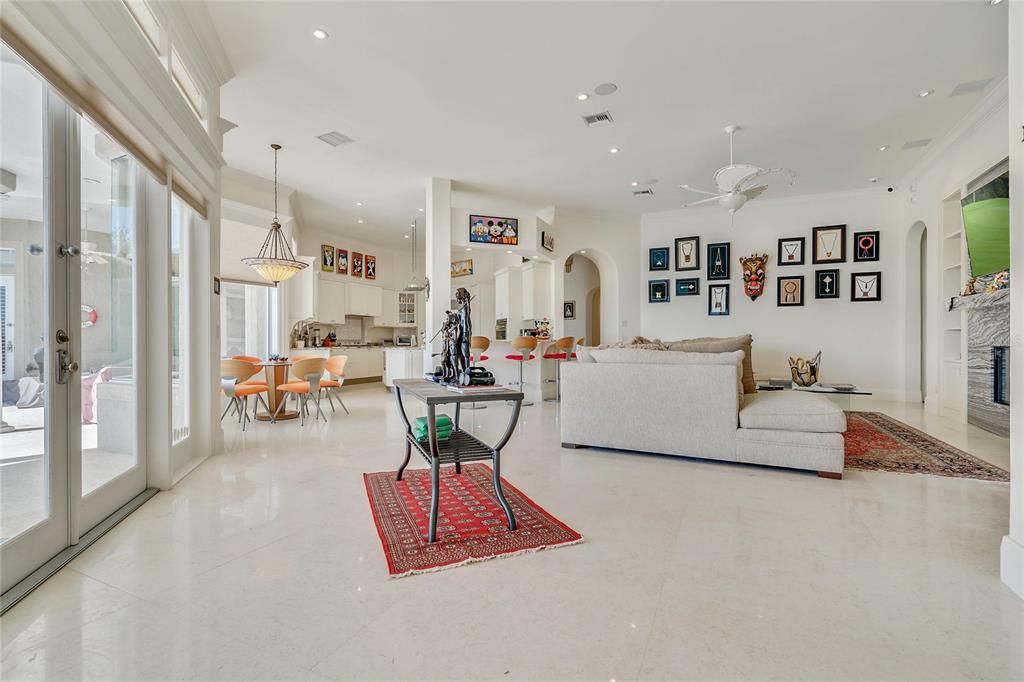 Dining room, Interior, Living room, Pendant Lights, Recessed Lighting